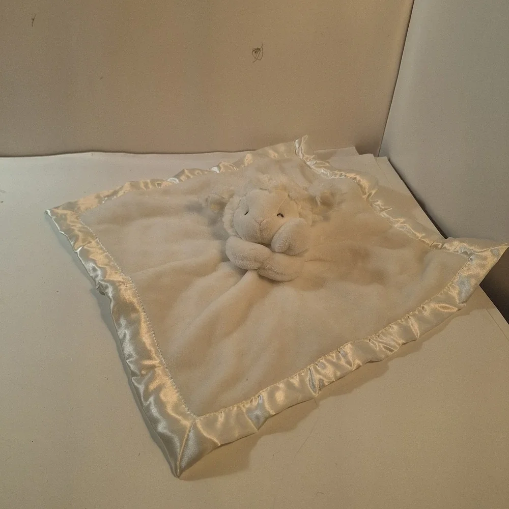 Carters White Lamb Sheep Sleeping‎ Baby Security Blanket Lovey Satin